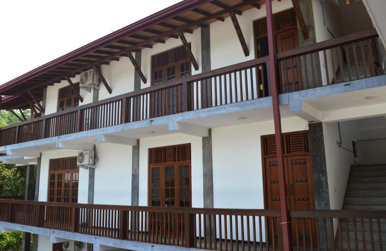 Star Light Villas Unawatuna Ngoại thất bức ảnh